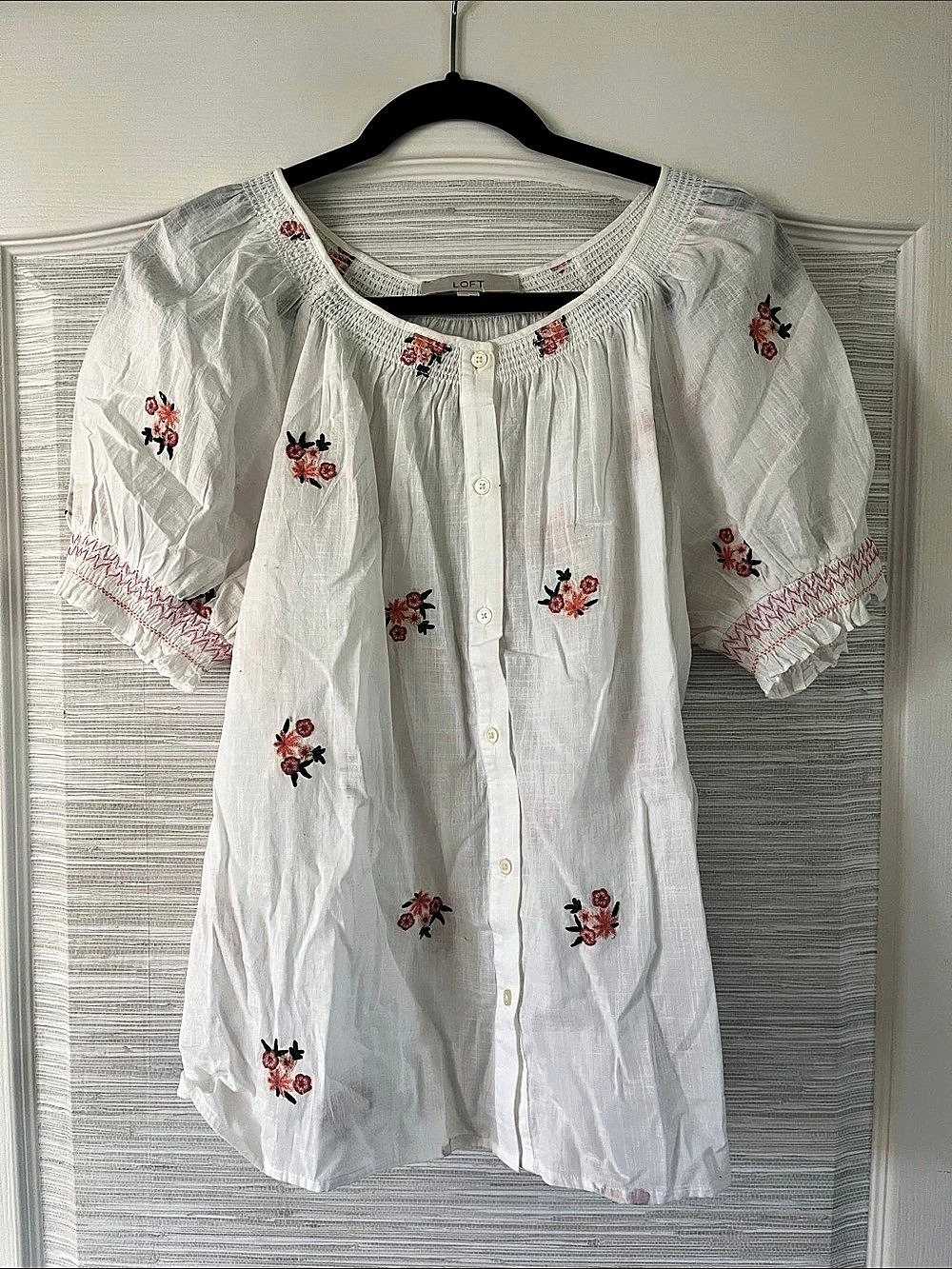 LOFT Embroidered Blouse White & Pink Size Medium